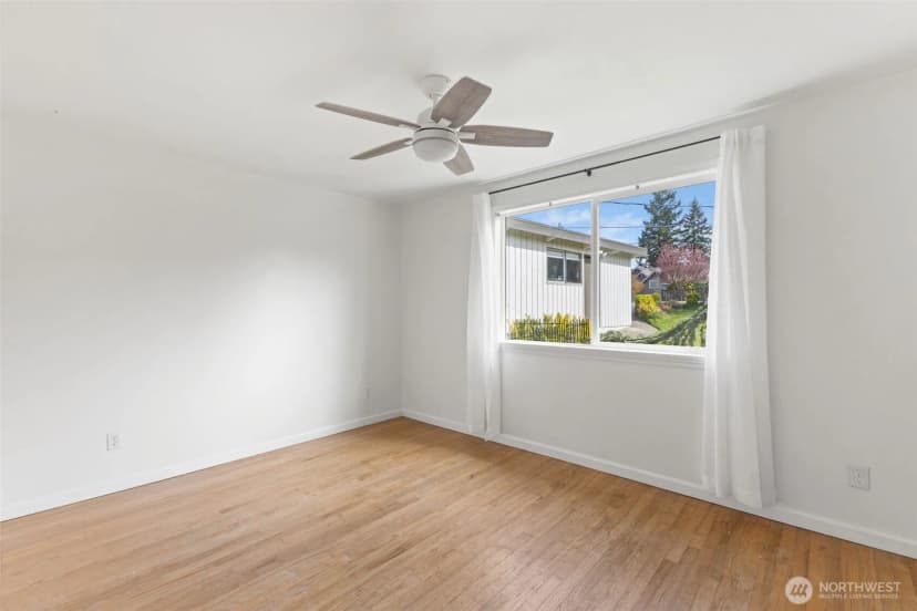 Property photo for 3118 Deer Island Drive E, Lake Tapps photo 13