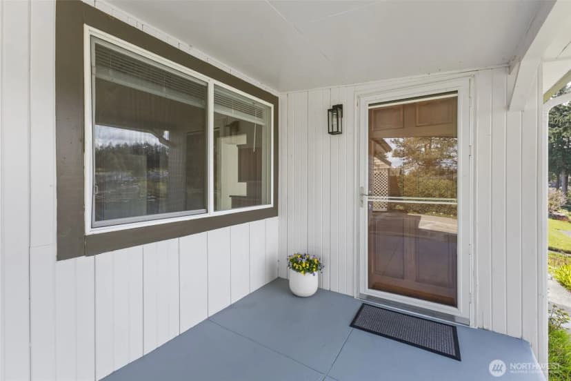 Property photo for 3118 Deer Island Drive E, Lake Tapps photo 18