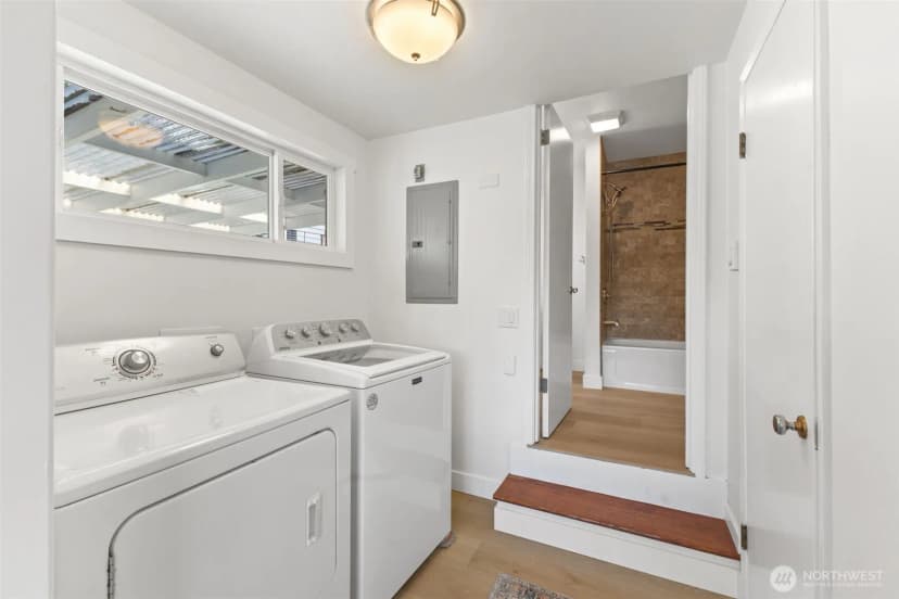 Property photo for 3118 Deer Island Drive E, Lake Tapps photo 15