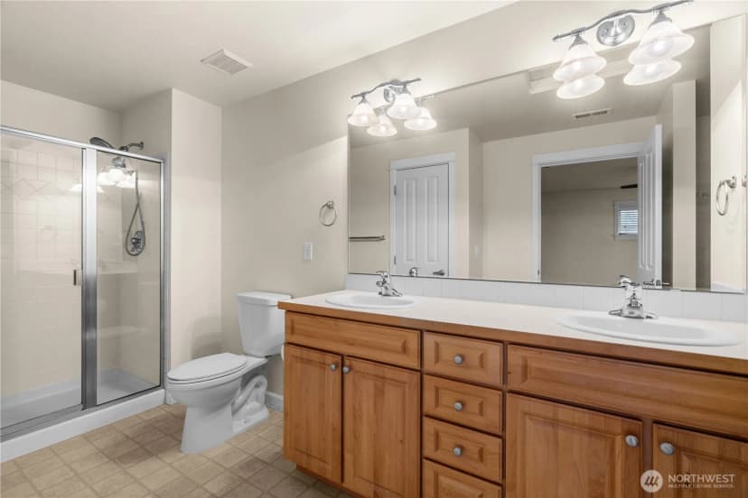 Property photo for 10700 Se 260th Street #a103, Kent photo 10