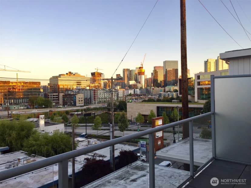Property photo for 501 Roy Street #t306, Seattle photo 2