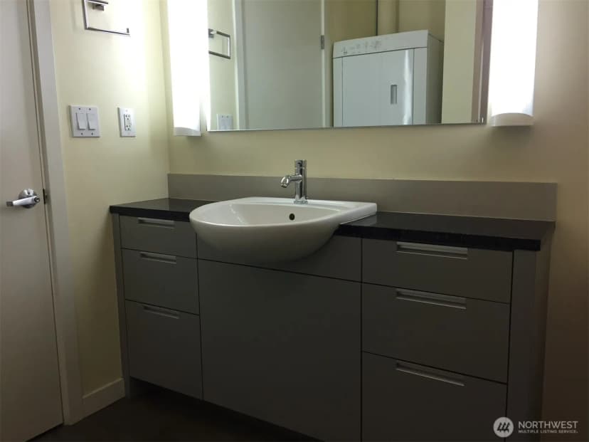 Property photo for 501 Roy Street #t306, Seattle photo 11