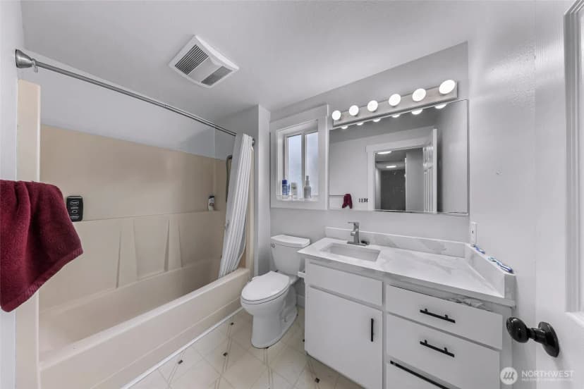 Property photo for 501 Shuksak Way, Everson photo 22