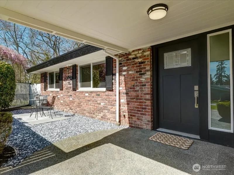 Property photo for 12404 Se 26th Place, Bellevue photo 4