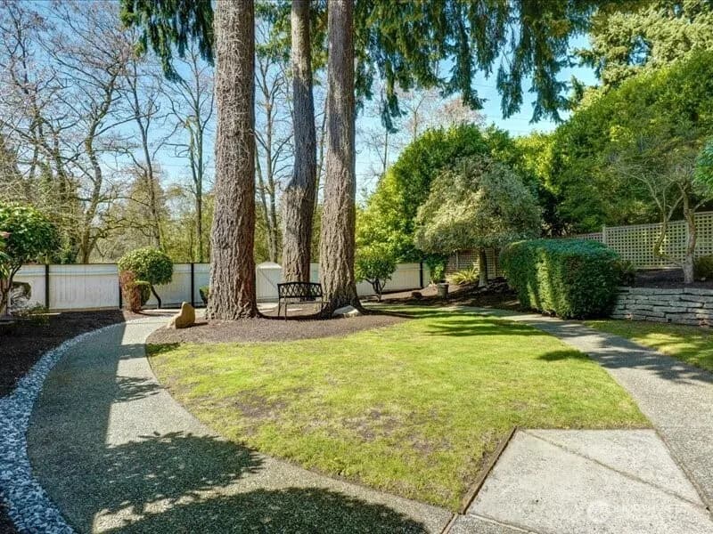 Property photo for 12404 Se 26th Place, Bellevue photo 28