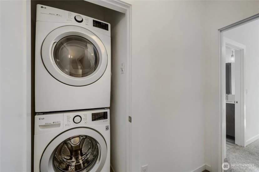 Property photo for 3070 Sw Avalon Way #g, Seattle photo 18