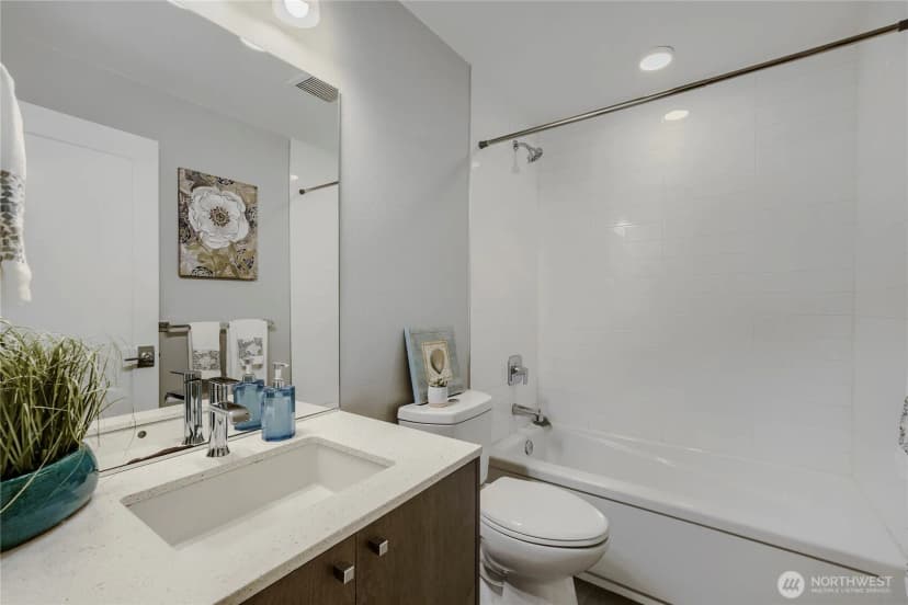 Property photo for 3070 Sw Avalon Way #g, Seattle photo 21
