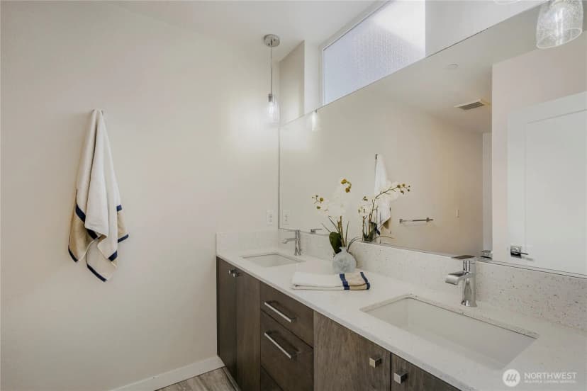 Property photo for 3070 Sw Avalon Way #g, Seattle photo 14