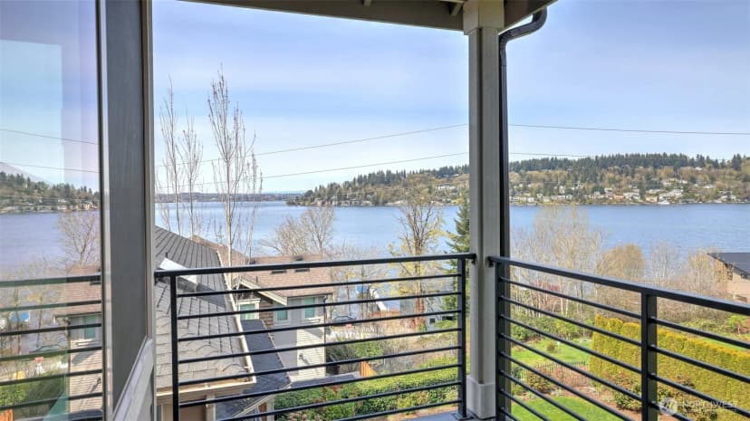 Property photo for 3319 Burnett Avenue N, Renton photo 33