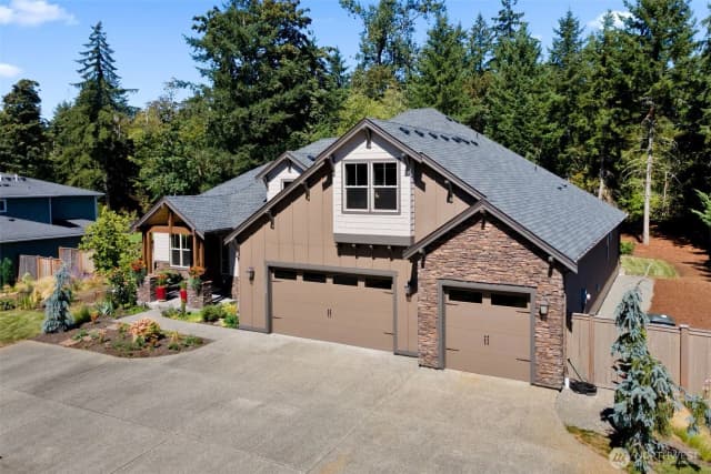 Property photo for 31209 218th Place Se, Black Diamond photo 2