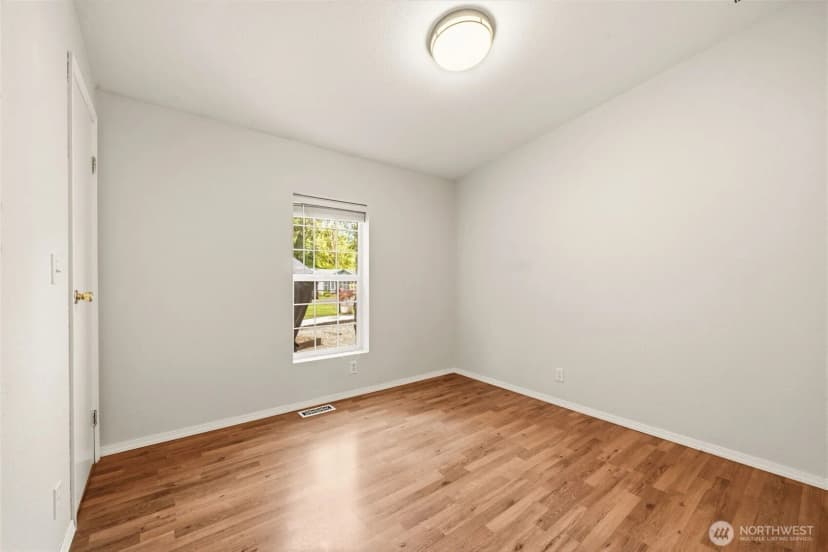 Property photo for 23805 67th Street E #6, Buckley photo 15