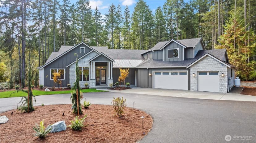 Property photo for 10420 65th Avenue Ct Nw, Gig Harbor