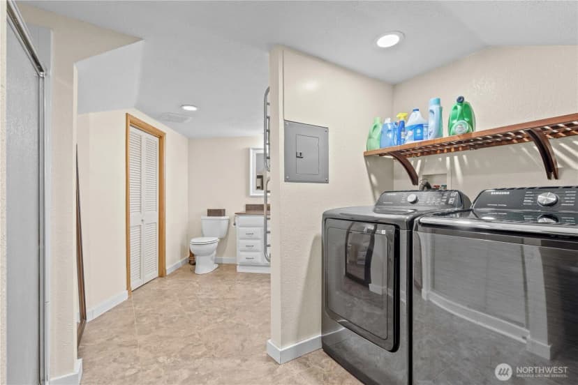 Property photo for 357 N Sylvia Street, Montesano photo 32