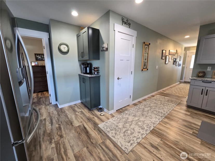 Property photo for 1106 Fairmount Ave, Shelton photo 17