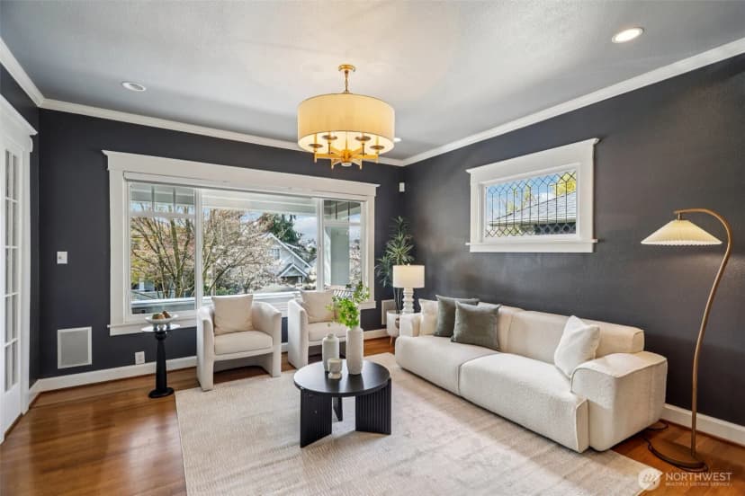 Property photo for 1606 33rd Avenue, Seattle photo 4