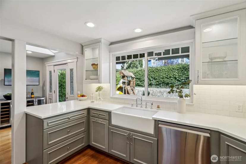 Property photo for 1606 33rd Avenue, Seattle photo 13