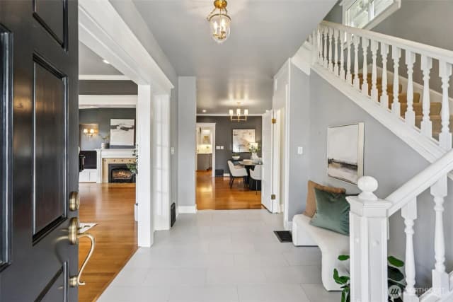 Property photo for 1606 33rd Avenue, Seattle photo 3
