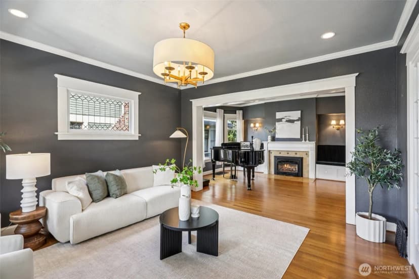 Property photo for 1606 33rd Avenue, Seattle photo 6