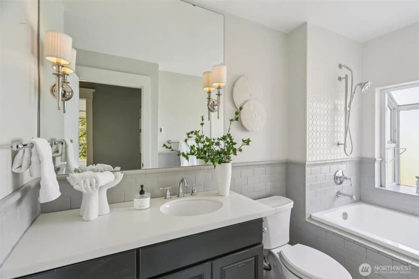 Property photo for 1606 33rd Avenue, Seattle photo 22