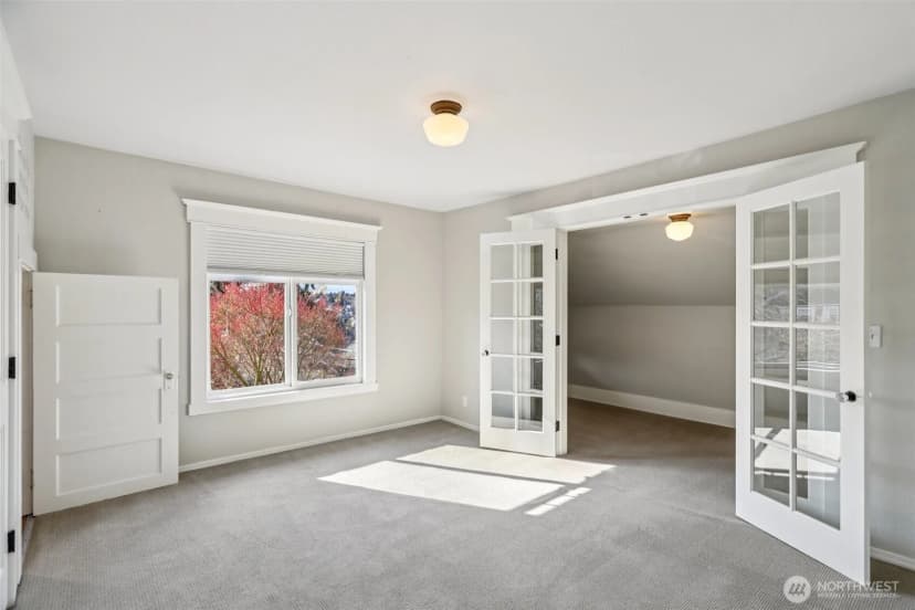 Property photo for 1606 33rd Avenue, Seattle photo 17