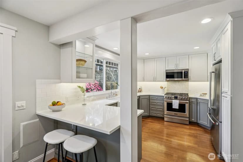Property photo for 1606 33rd Avenue, Seattle photo 11