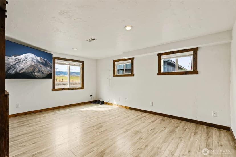 Property photo for 341 Robinson Canyon Road, Ellensburg photo 21