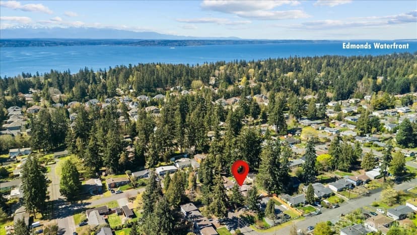 Property photo for 10601 242nd Place Sw, Edmonds photo 33