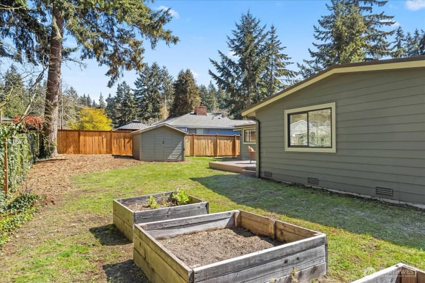 Property photo for 10601 242nd Place Sw, Edmonds photo 31