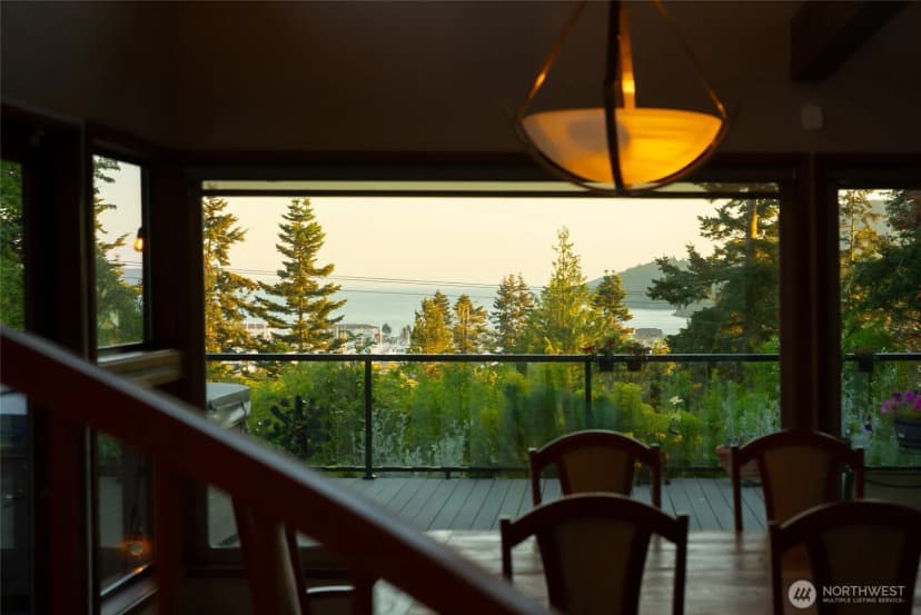 Property photo for 5408 Sunset Avenue, Anacortes photo 9