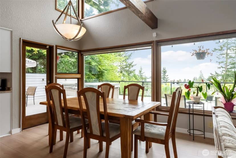 Property photo for 5408 Sunset Avenue, Anacortes photo 8