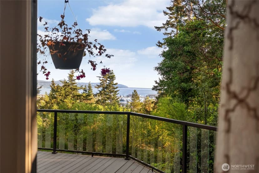 Property photo for 5408 Sunset Avenue, Anacortes photo 17