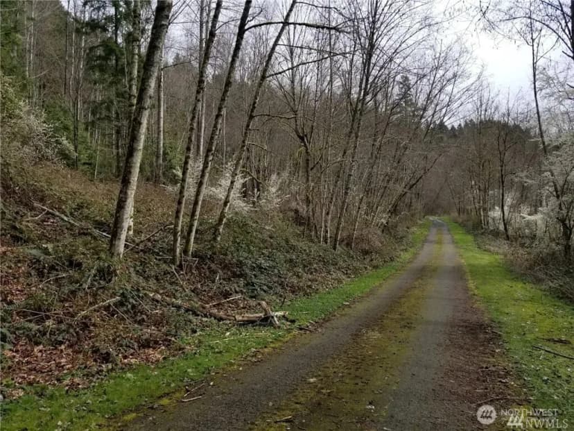 Property photo for 58 Th Street Ne, Redmond photo 2