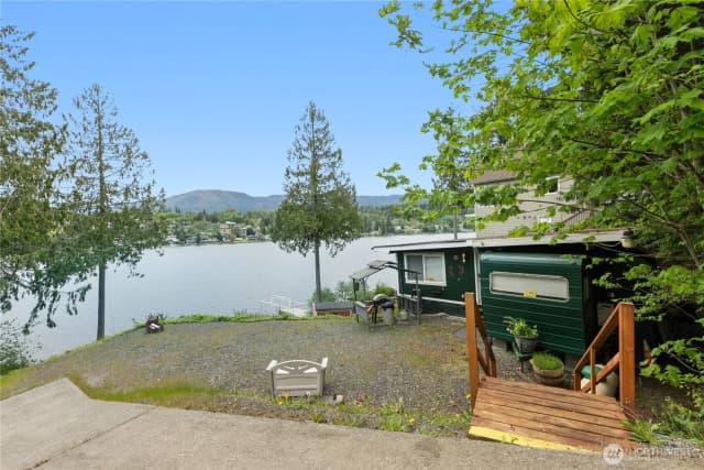 Property photo for 18545 W Big Lake Boulevard, Mount Vernon photo 5