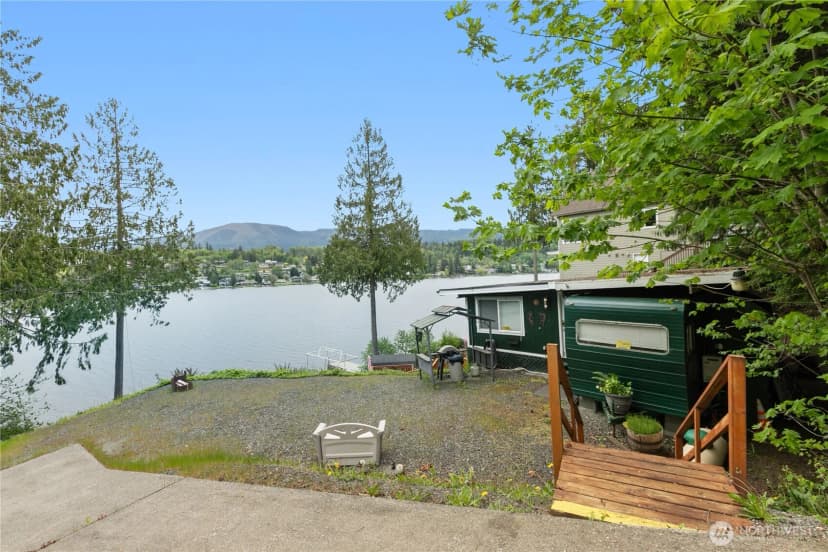 Property photo for 18545 W Big Lake Boulevard, Mount Vernon photo 5