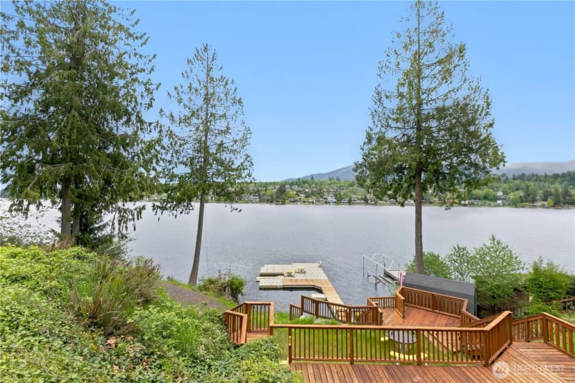 Property photo for 18545 W Big Lake Boulevard, Mount Vernon photo 11