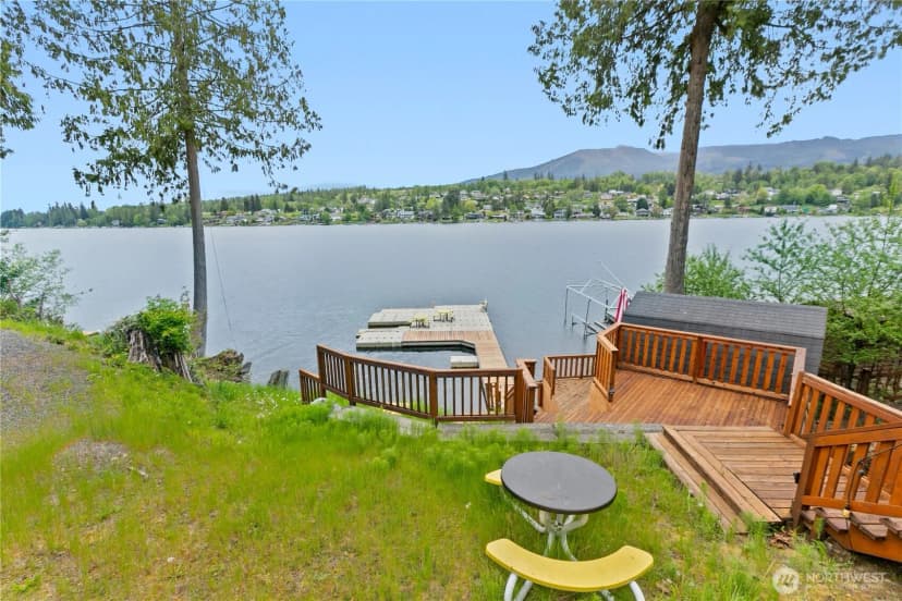 Property photo for 18545 W Big Lake Boulevard, Mount Vernon photo 8