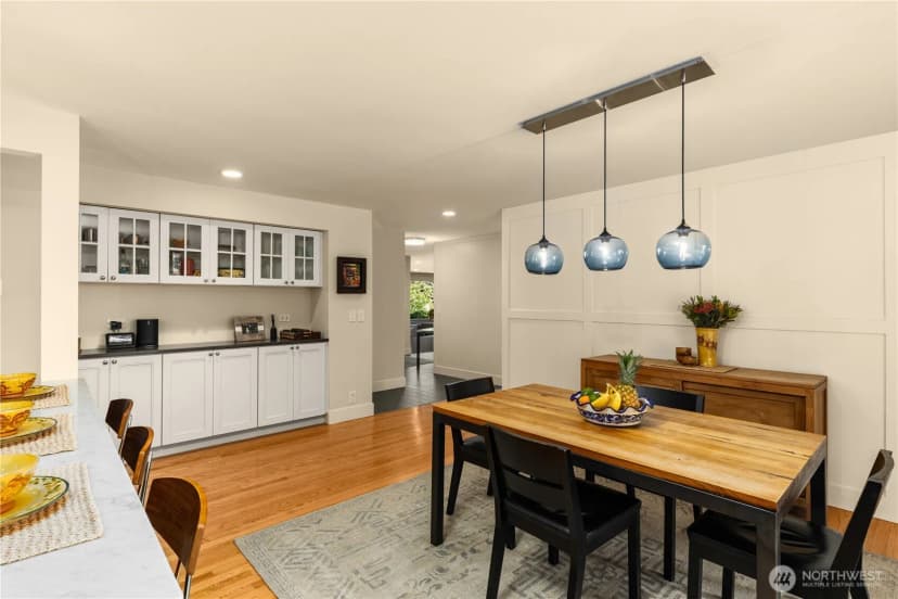 Property photo for 9525 Mercerwood Drive, Mercer Island photo 9