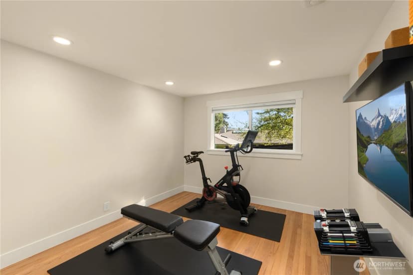 Property photo for 9525 Mercerwood Drive, Mercer Island photo 19