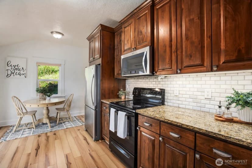 Property photo for 20 Ashland Loop, Kalama photo 11