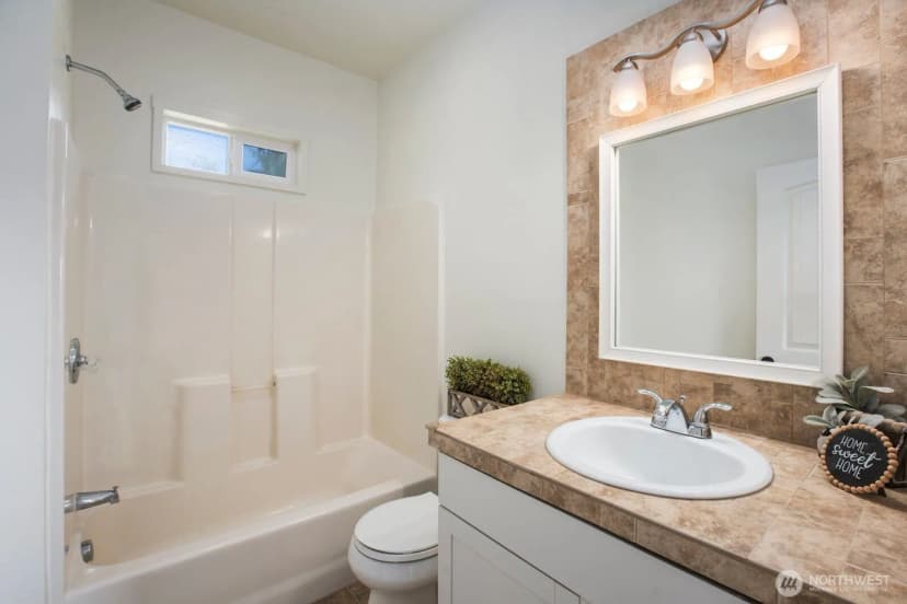 Property photo for 20 Ashland Loop, Kalama photo 16