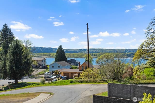 Property photo for 20 Ashland Loop, Kalama photo 4