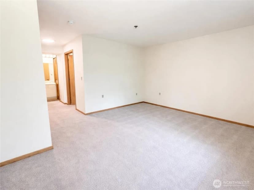 Property photo for 1648 152nd Avenue Ne #w306, Bellevue photo 31