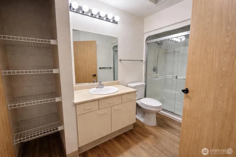 Property photo for 1648 152nd Avenue Ne #w306, Bellevue photo 34
