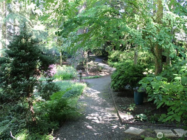 Property photo for 1648 152nd Avenue Ne #w306, Bellevue photo 5