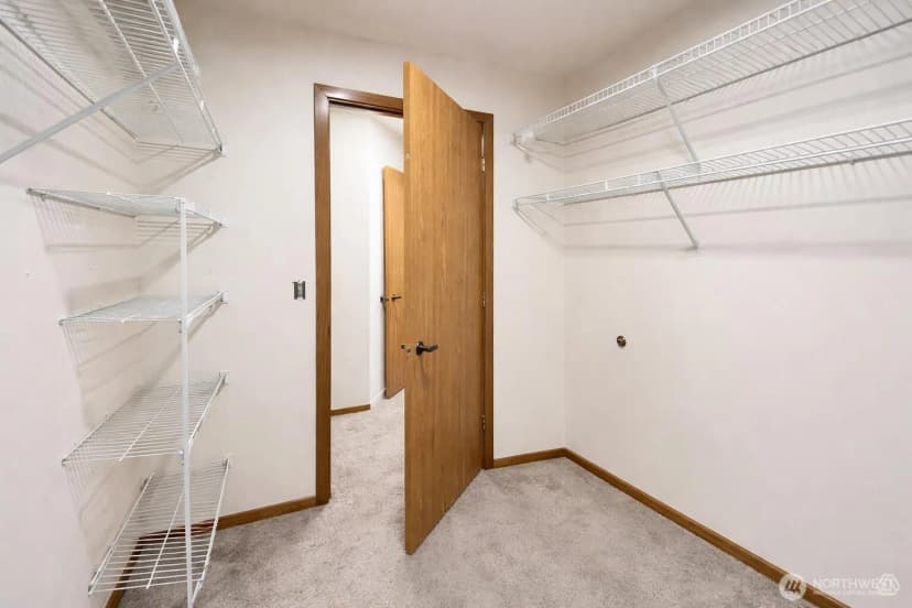 Property photo for 1648 152nd Avenue Ne #w306, Bellevue photo 37