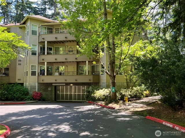 Property photo for 1648 152nd Avenue Ne #w306, Bellevue photo 3