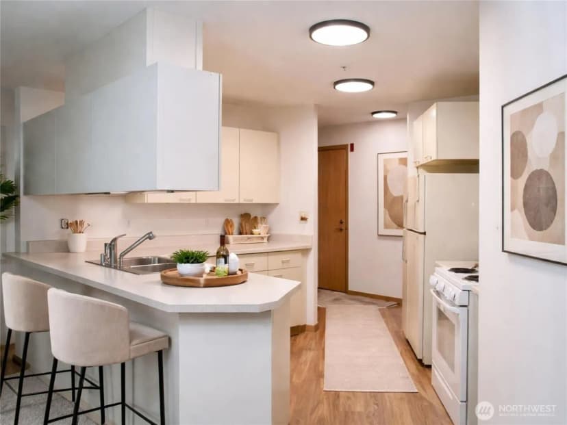 Property photo for 1648 152nd Avenue Ne #w306, Bellevue photo 24