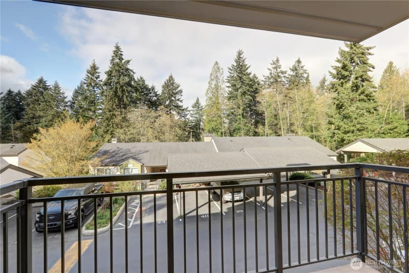 Property photo for 31500 33rd Place Sw #f103, Federal Way photo 16