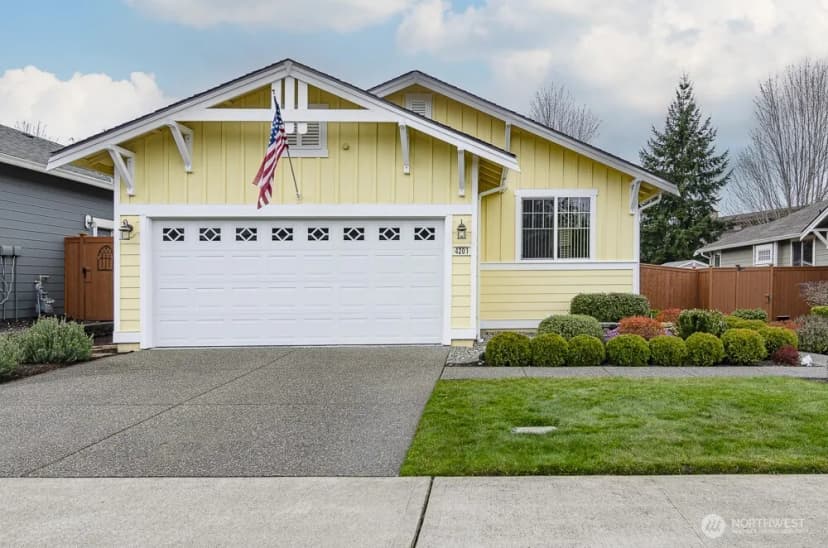 Property photo for 4201 Bainbridge Court Ne, Lacey photo 2