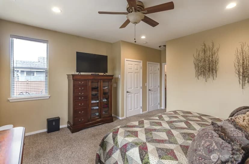 Property photo for 4201 Bainbridge Court Ne, Lacey photo 8